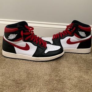 Nike Air Jordan 1 Retro High Og Gym Red - lightly worn. No box. No extra laces.